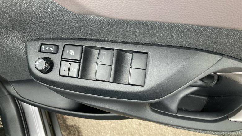 Toyota Yaris Cross 1.5 Hybrid Excel 5dr CVT Hybrid Estate